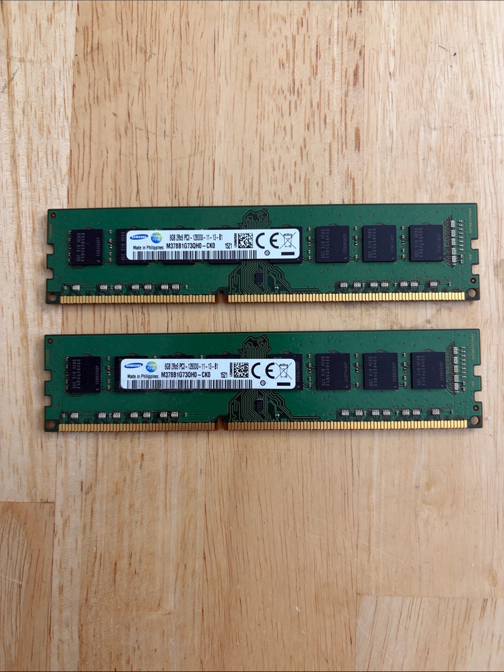 Samsung 2x8GB PC3 Desktop RAM Modules - Green and Black